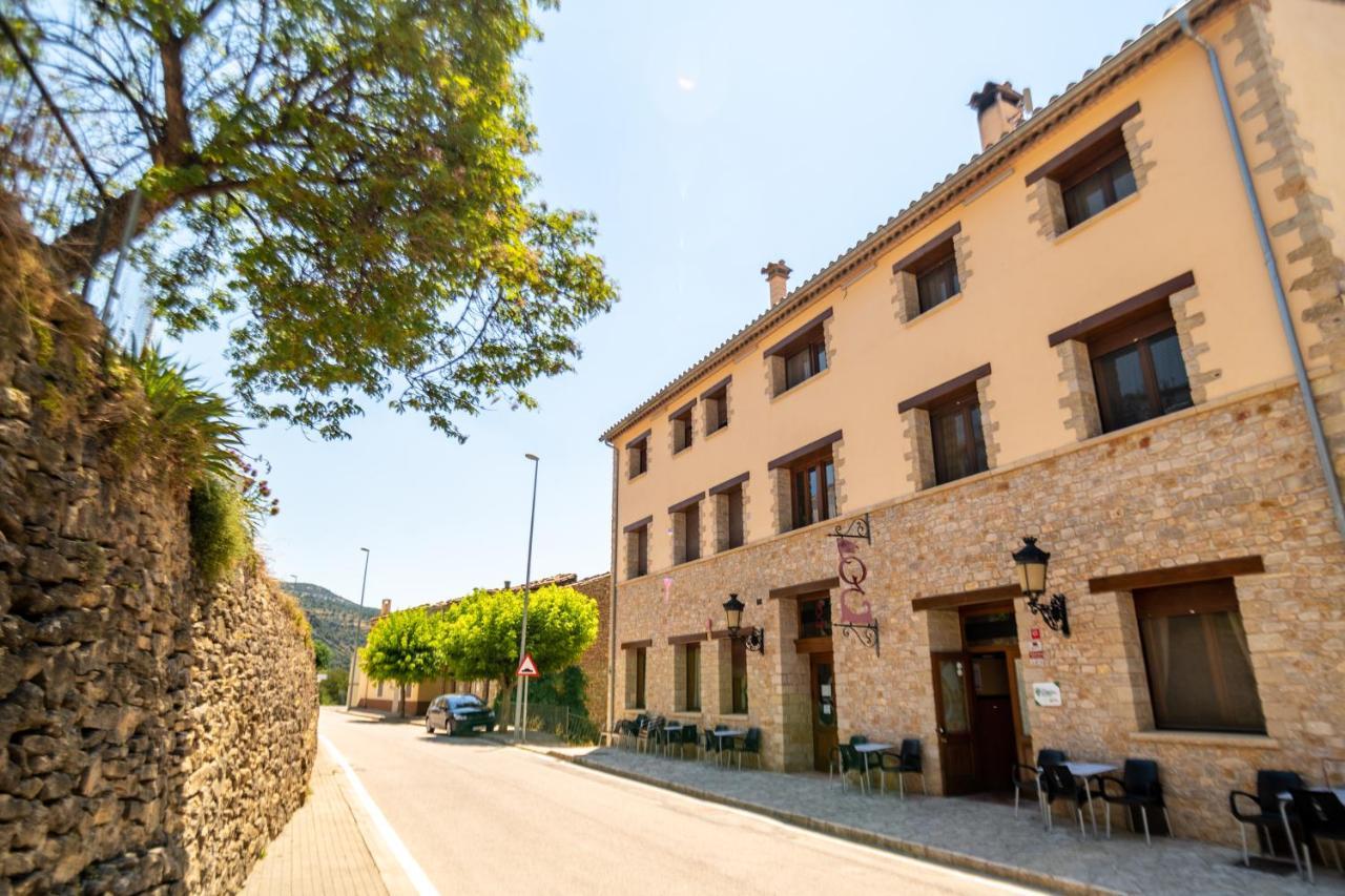 Hostal El Guerrer Todolella Εξωτερικό φωτογραφία