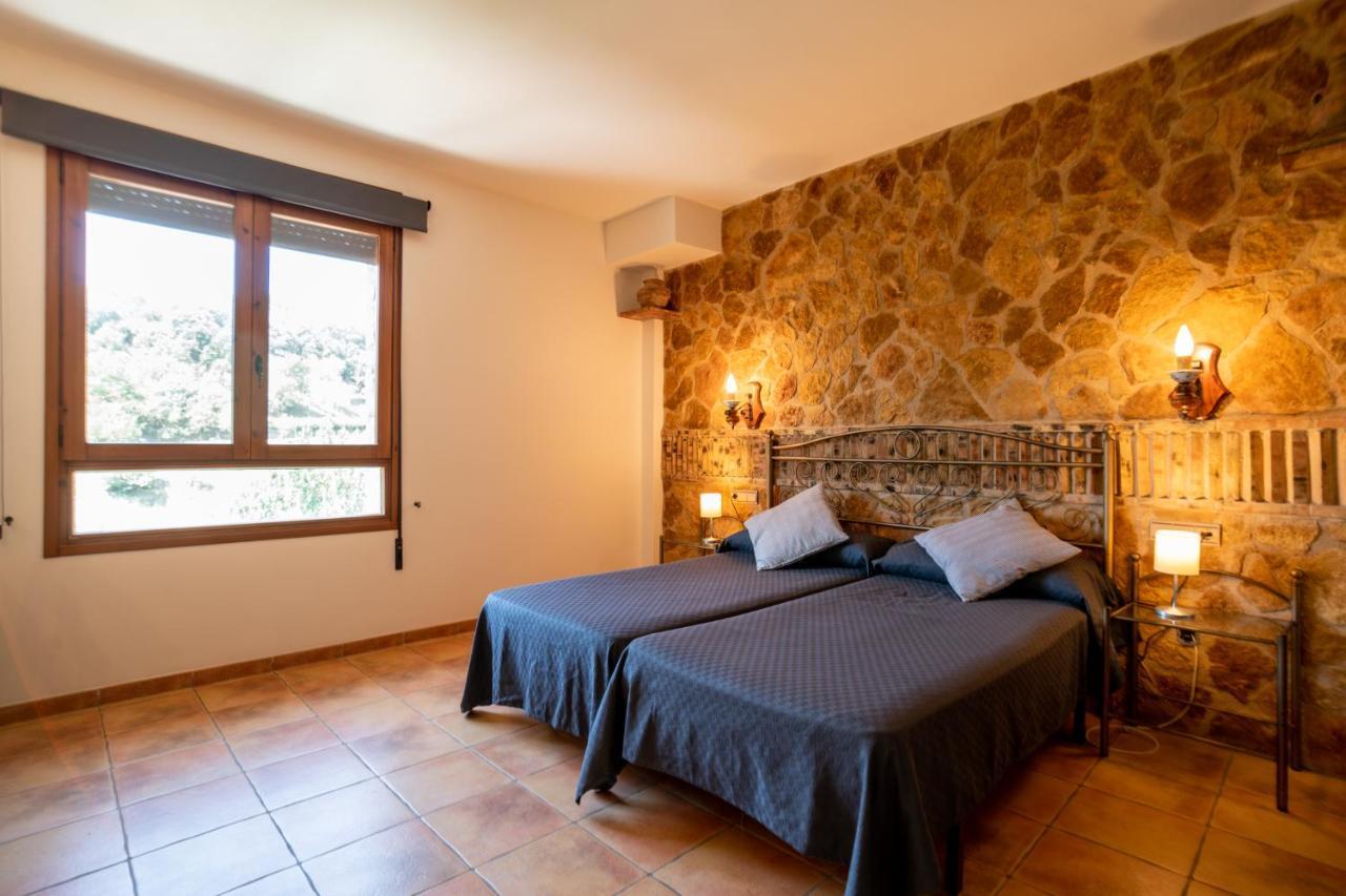 Hostal El Guerrer Todolella Εξωτερικό φωτογραφία