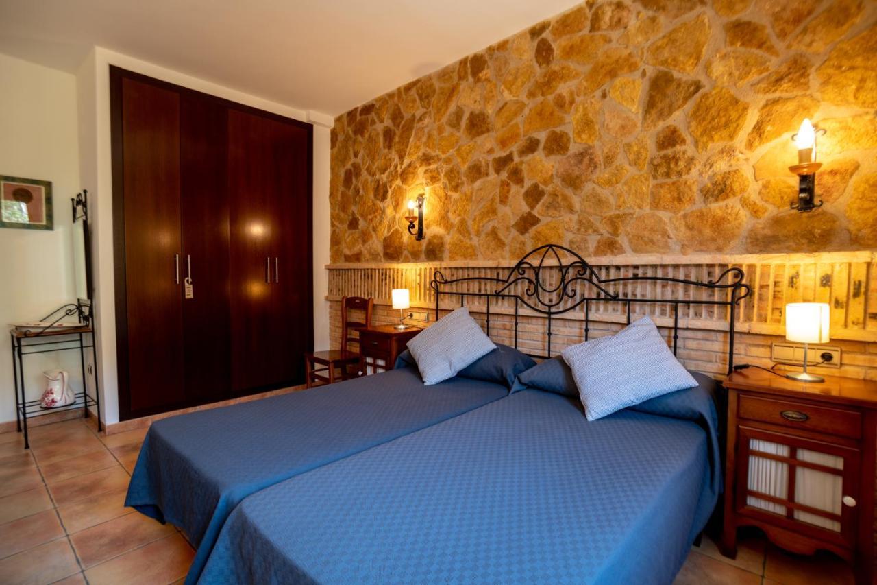 Hostal El Guerrer Todolella Εξωτερικό φωτογραφία