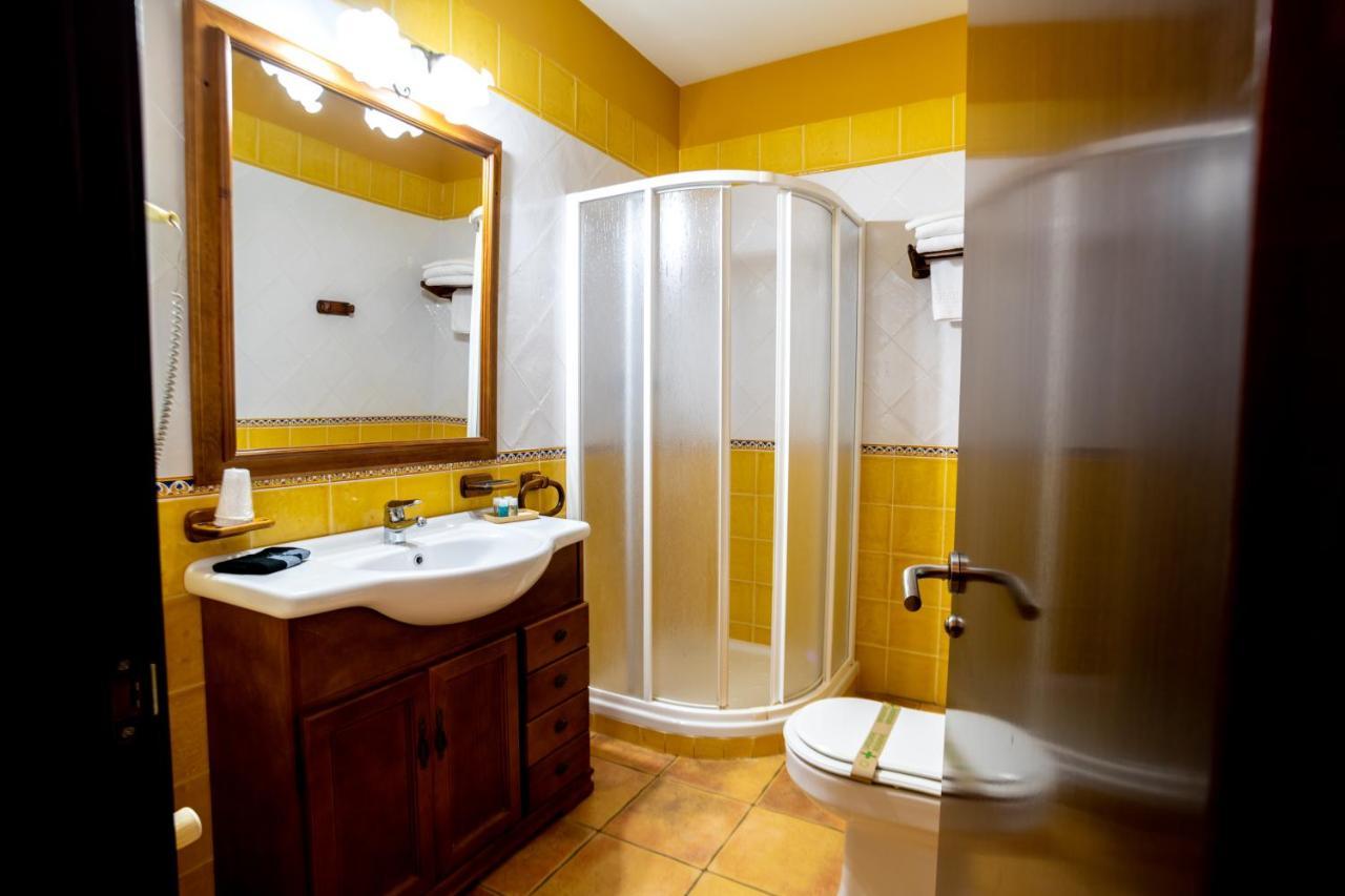Hostal El Guerrer Todolella Εξωτερικό φωτογραφία