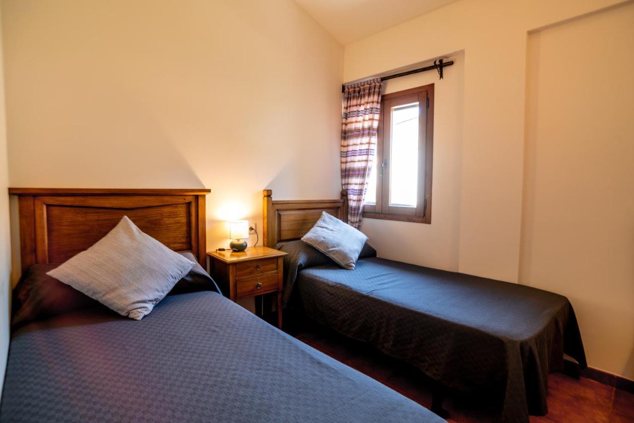 Hostal El Guerrer Todolella Εξωτερικό φωτογραφία
